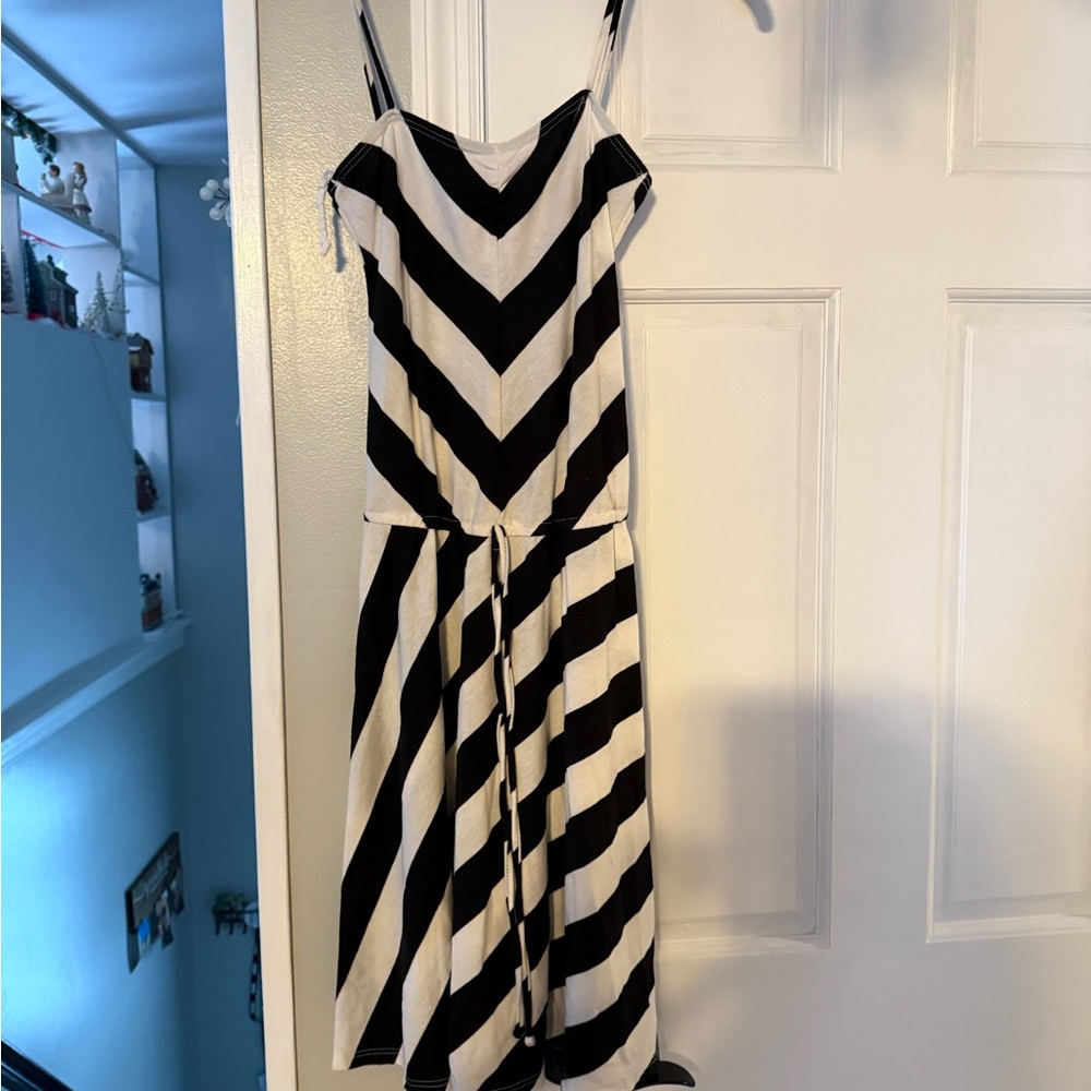 Black and white dress